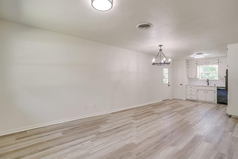 3501 Cimmaron Trail, Fort Worth TX 76116 - Photo 7