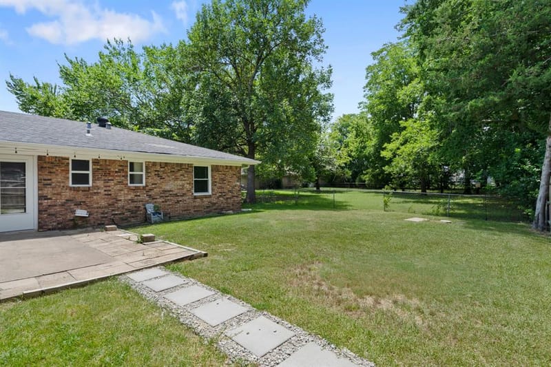 6204 Sayle Street, Greenville TX 75402 - Photo 34
