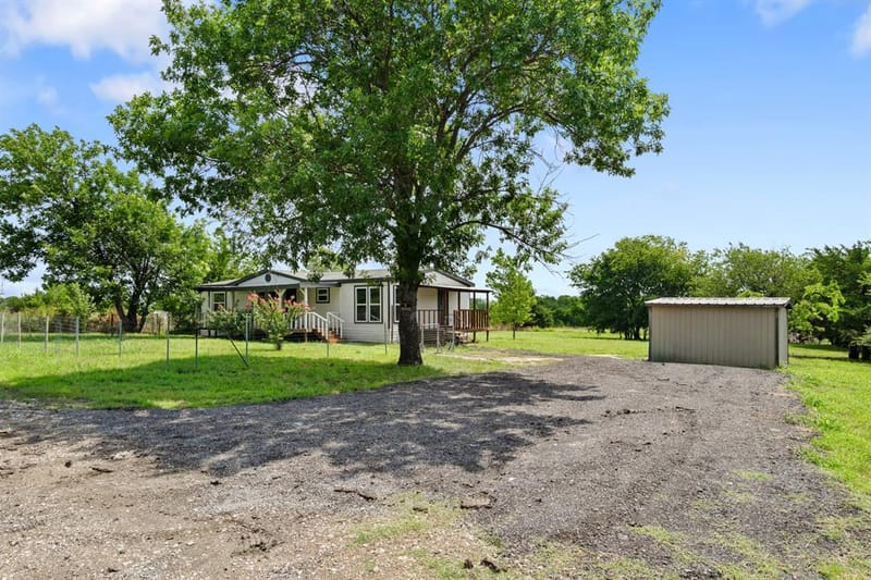 1006 S Telegraph Circle, Quinlan TX 75474 - Photo 4