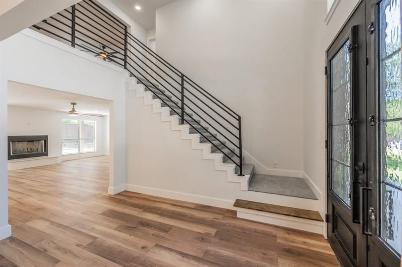 2815 Perkins Road, Arlington TX 76016 - Photo 5
