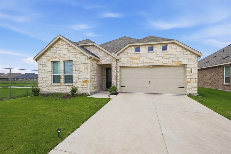 1236 Haggetts Pond Road, Forney TX 75126