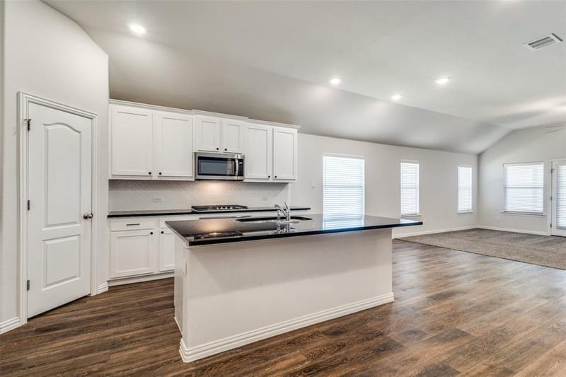 1024 Embers Lane, Denton TX 76201 - Photo 11