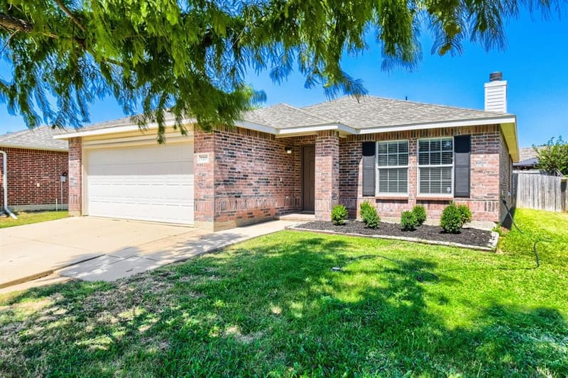 1216 Haley Lane, Burleson TX 76028 - Photo 4