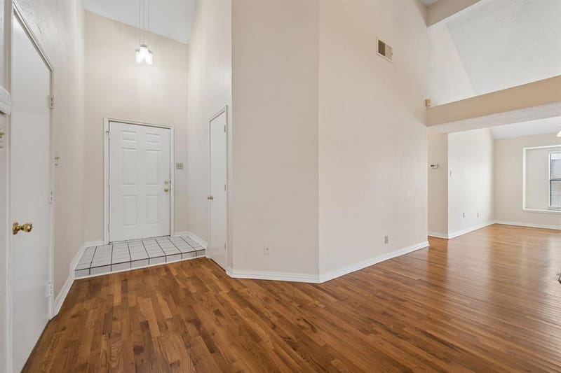 2612 Fountainview Drive, Corinth TX 76210 - Photo 5