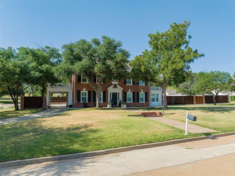 1002 E Lindsey Street, Breckenridge TX 76424 - Photo 34