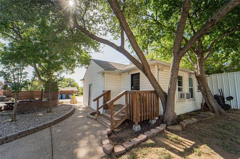 1002 E Lindsey Street, Breckenridge TX 76424 - Photo 31