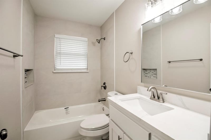 327 W Mckinney Street, Pilot Point TX 76258 - Photo 15