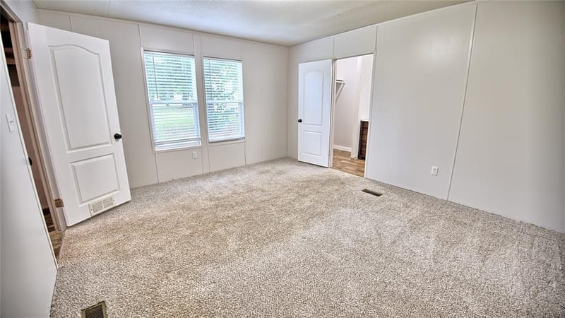 504 Fannin Street, Nocona TX 76255 - Photo 5