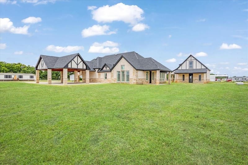10505 Clark Court, Princeton TX 75407 - Photo 2