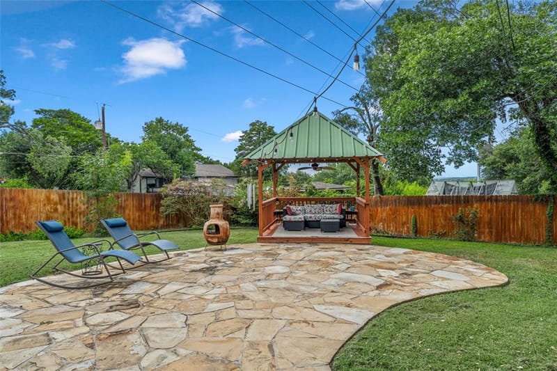 9913 Burgundy Lane, Woodway TX 76712 - Photo 27