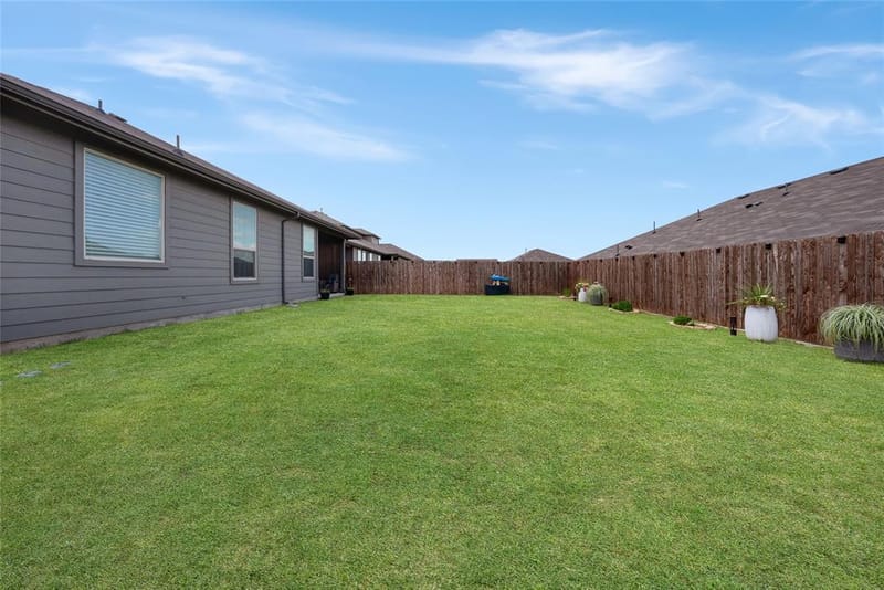 11300 Guinness Drive, Fort Worth TX 76052 - Photo 23