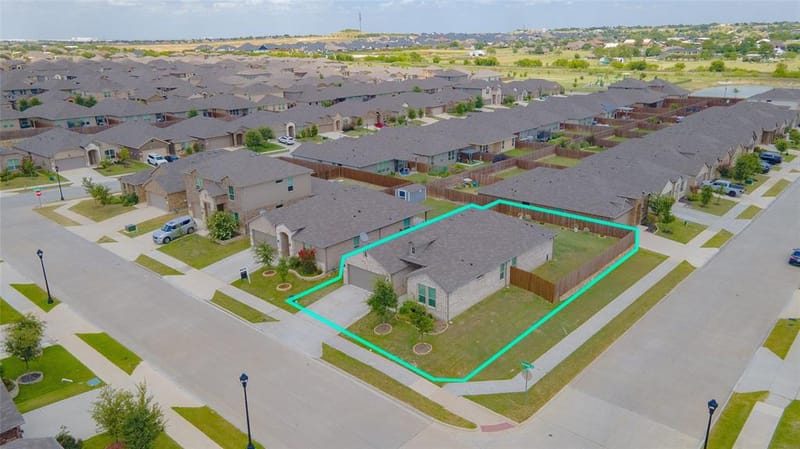 11300 Guinness Drive, Fort Worth TX 76052 - Photo 26