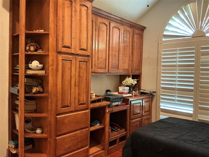 8803 Hampton South Court, Granbury TX 76049 - Photo 24