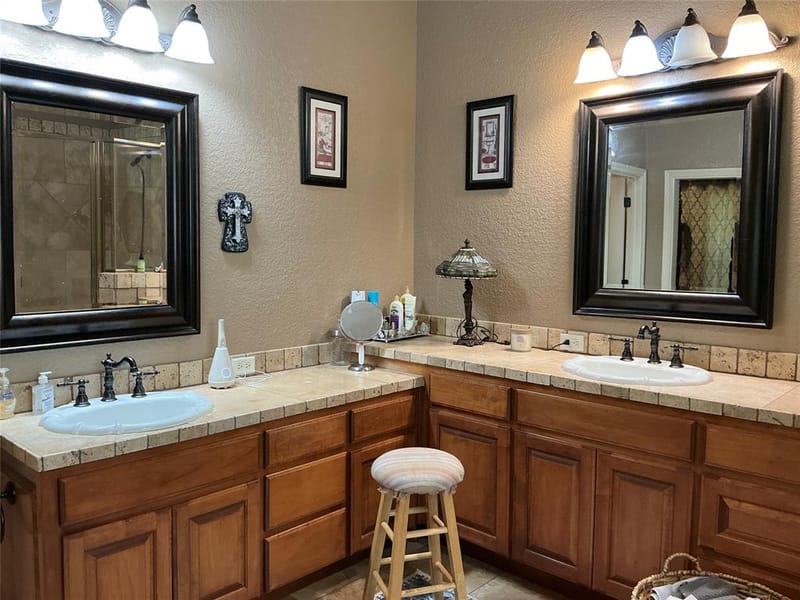 8803 Hampton South Court, Granbury TX 76049 - Photo 19