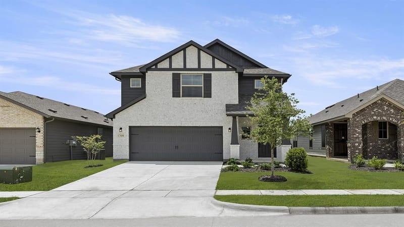 1709 Meadow Crest Drive, Aubrey TX 76227