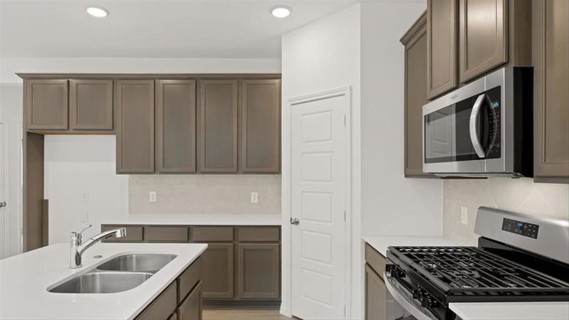 1644 Edgeway Drive, Aubrey TX 76227 - Photo 4