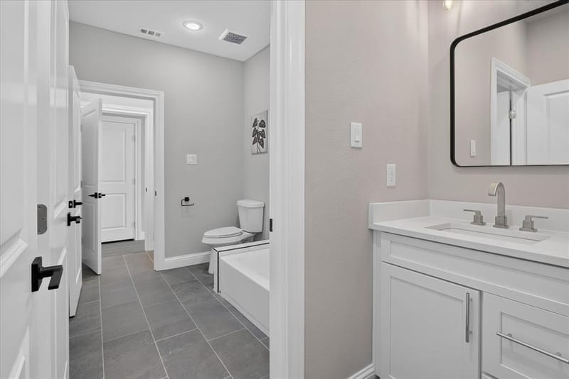 804 Premier, Grand Prairie TX 75051 - Photo 27