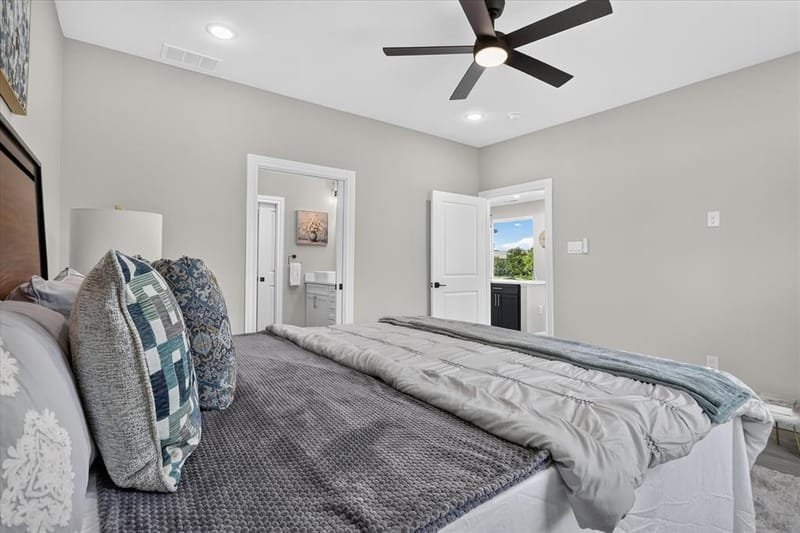 804 Premier, Grand Prairie TX 75051 - Photo 20