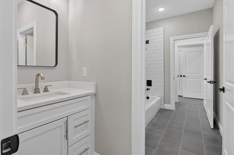 804 Premier, Grand Prairie TX 75051 - Photo 24