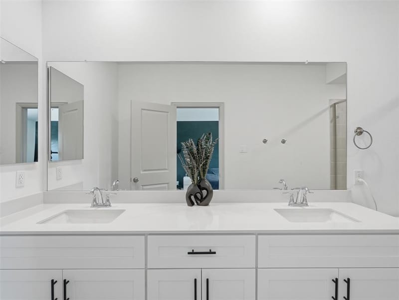 5368 Cornerstone Street, Haltom City TX 76117 - Photo 6