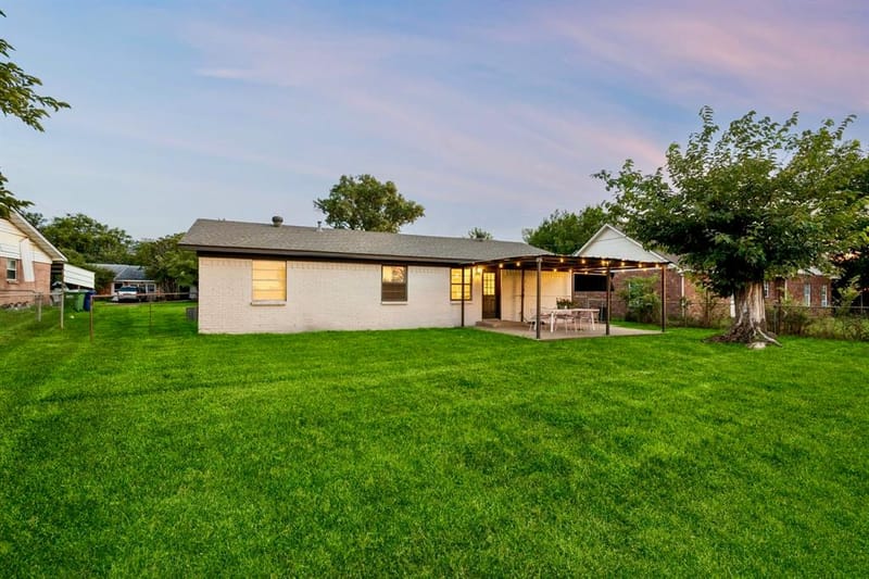 104 E Oak Street, Gunter TX 75058 - Photo 22