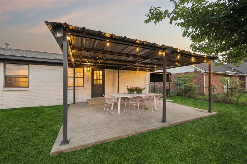 104 E Oak Street, Gunter TX 75058 - Photo 21