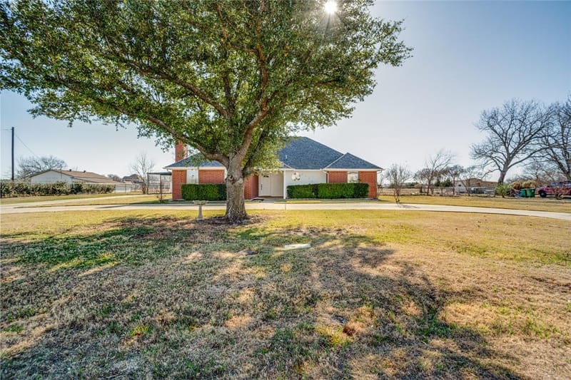 3722 Carrie Lane, St. Paul TX 75098