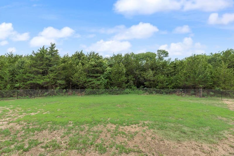 1070 County Road 3030, Bonham TX 75418 - Photo 32