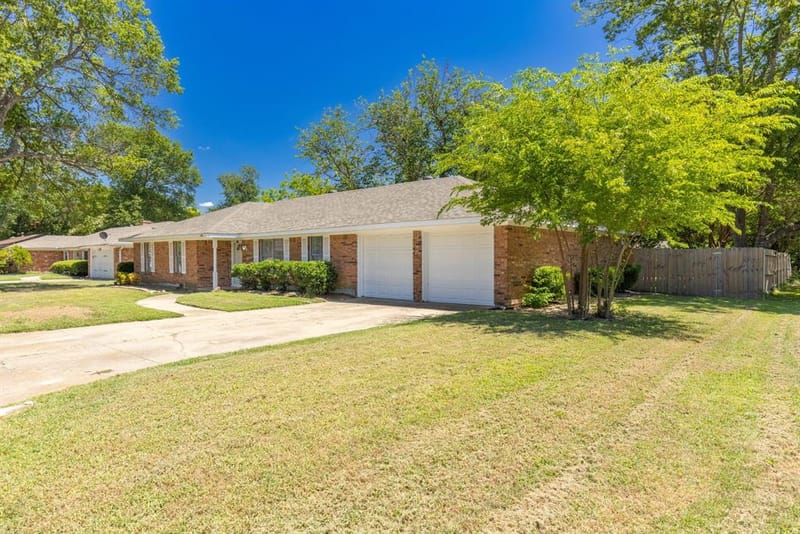 148 Royal Lane, Commerce TX 75428 - Photo 27
