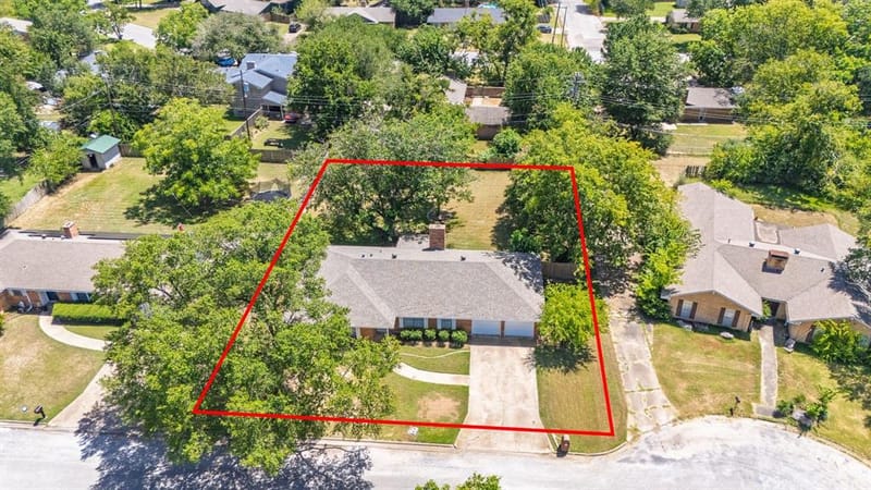 148 Royal Lane, Commerce TX 75428 - Photo 32