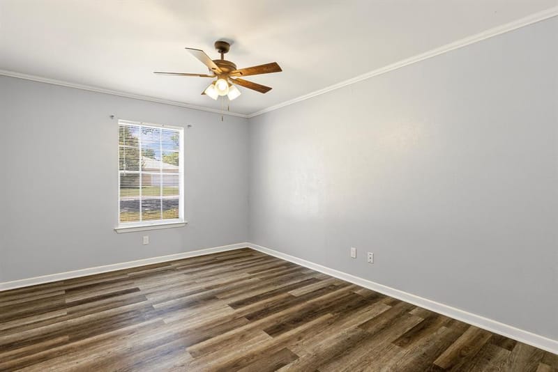 148 Royal Lane, Commerce TX 75428 - Photo 15