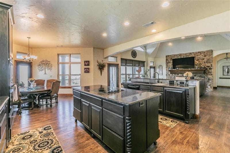11525 Eagle Vista Drive, Fort Worth TX 76179 - Photo 12