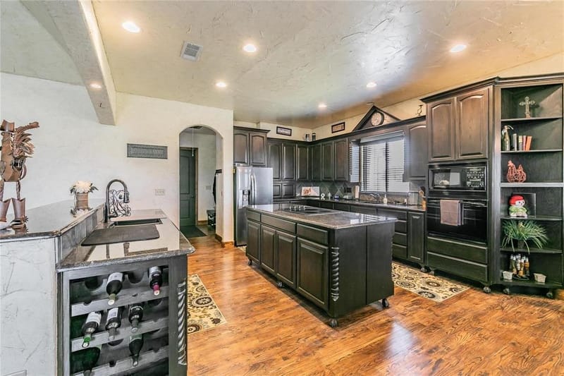 11525 Eagle Vista Drive, Fort Worth TX 76179 - Photo 9