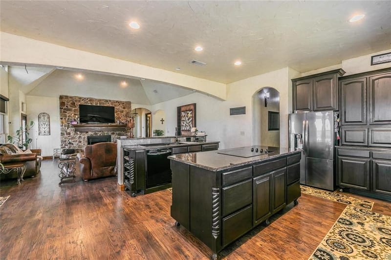 11525 Eagle Vista Drive, Fort Worth TX 76179 - Photo 10
