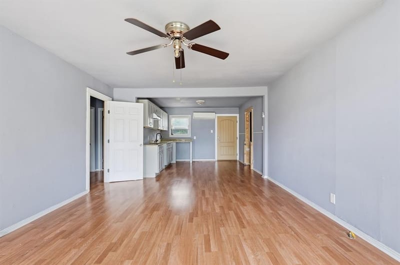2713 35th Street, Fort Worth TX 76106 - Photo 12