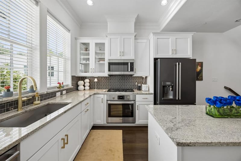 7333 Valley View Lane # 807, Dallas TX 75240 - Photo 5