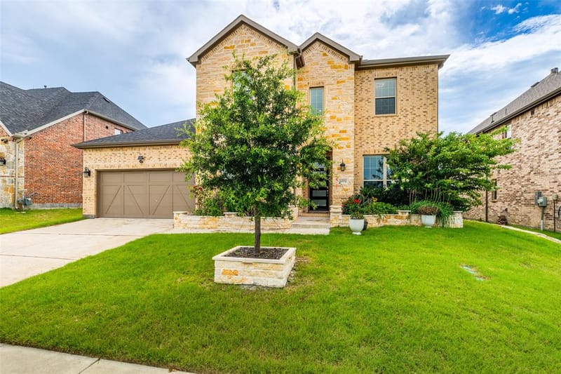 16931 Maple Bend Drive, Frisco TX 75035 - Photo 3