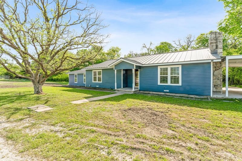 2416 Ivie Lane, Weatherford TX 76087