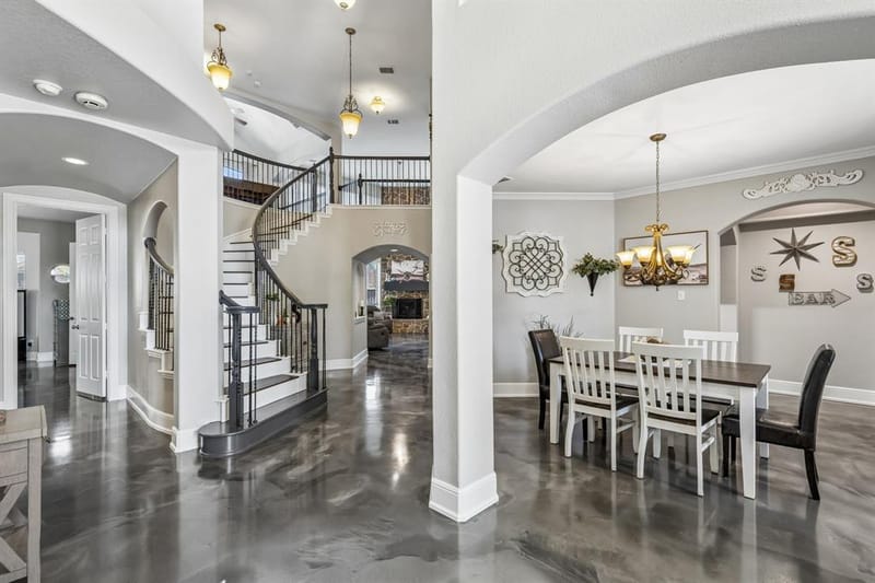 2803 Deerhurst Drive, Highland Village TX 75077 - Photo 6