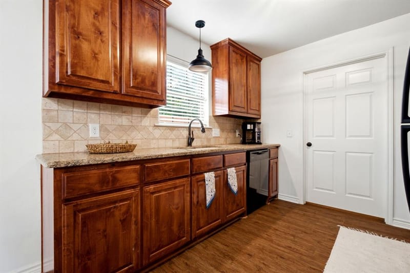 315 Stone Street, Collinsville TX 76233 - Photo 11