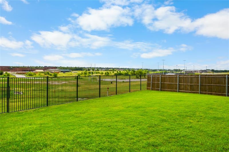 808 Jaguar Ridge, Godley TX 76044 - Photo 28