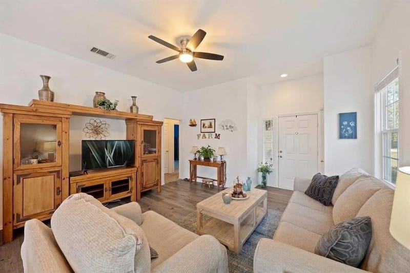 10236 Franklin Drive, Providence Village TX 76227 - Photo 7