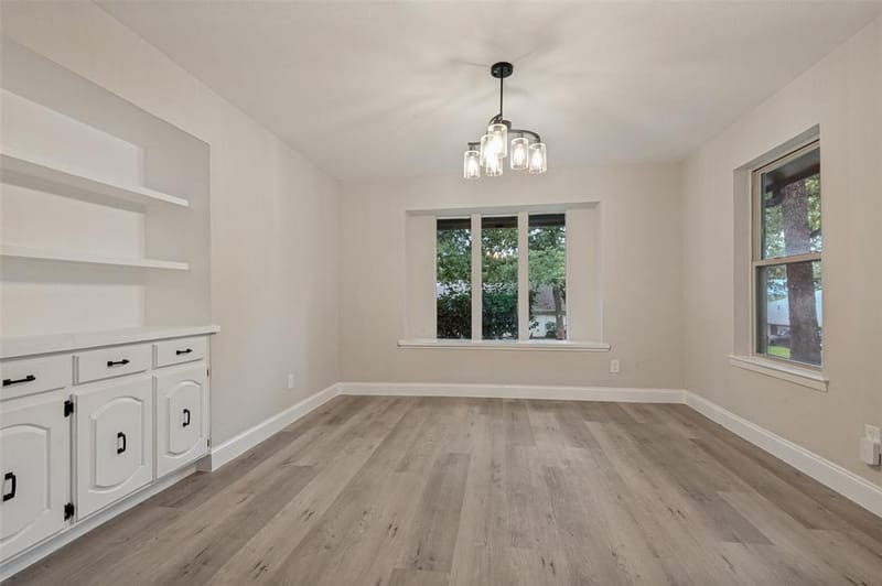 2117 Franklin Drive, Arlington TX 76011 - Photo 7