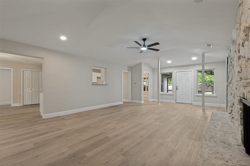 2117 Franklin Drive, Arlington TX 76011 - Photo 5