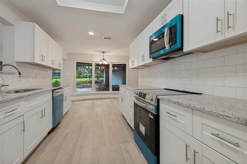 2117 Franklin Drive, Arlington TX 76011 - Photo 8