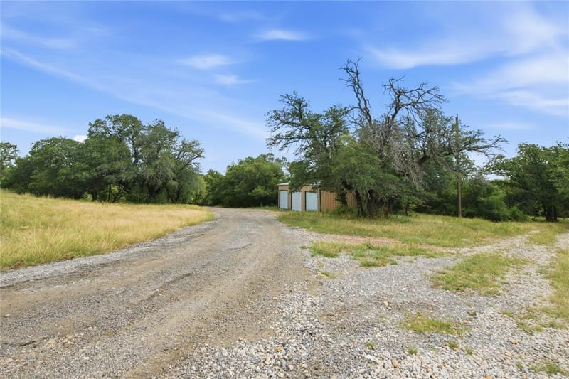 722 Three Skillet Road, Springtown TX 76082 - Photo 38