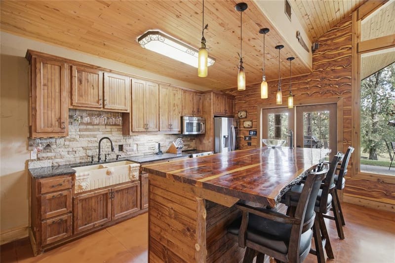 722 Three Skillet Road, Springtown TX 76082 - Photo 18