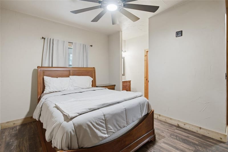 722 Three Skillet Road, Springtown TX 76082 - Photo 19