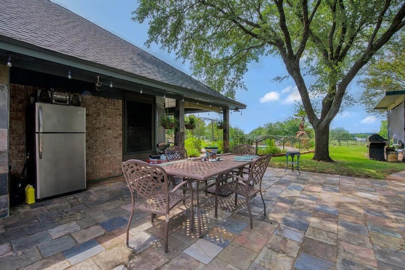 301 Ryan Avenue, Burleson TX 76028 - Photo 12