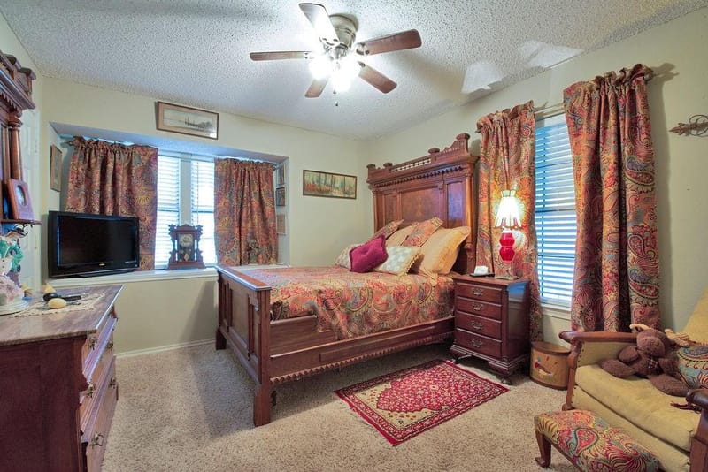 301 Ryan Avenue, Burleson TX 76028 - Photo 22